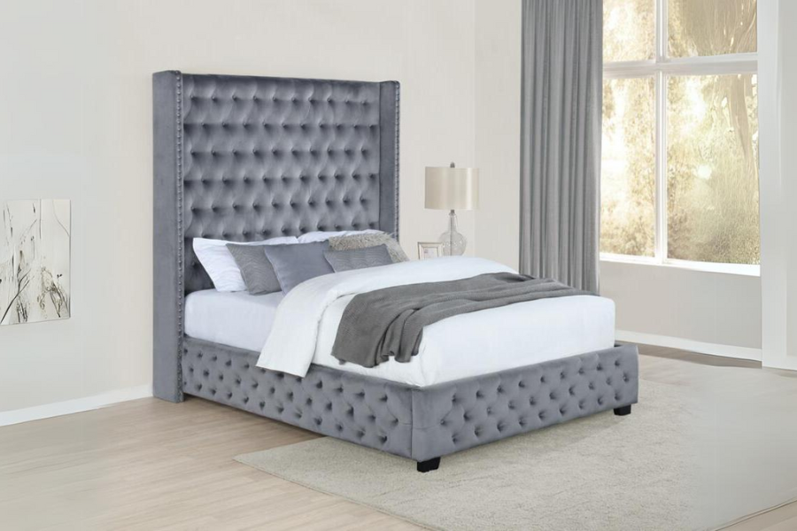 Cama tapizada con respaldo de alas estilo Eastern King de Rocori, color gris 306075KE
