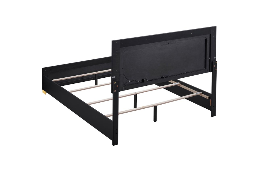 Cama con paneles LED Marceline Wood Eastern King en color negro 222831KE Próximamente