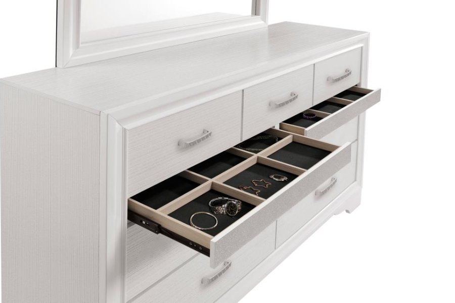 Juego de dormitorio de 4 piezas Miranda Queen en color blanco 205111Q-S4