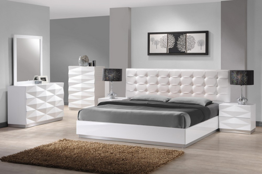 Verona Bedroom Bed SKU: 17688