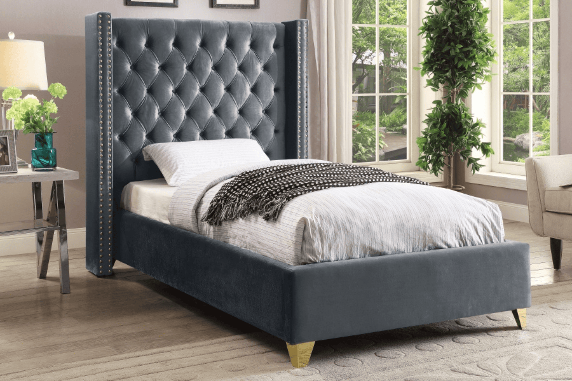 Barolo Velvet Bed SKU: Barolo - Venini Furniture 