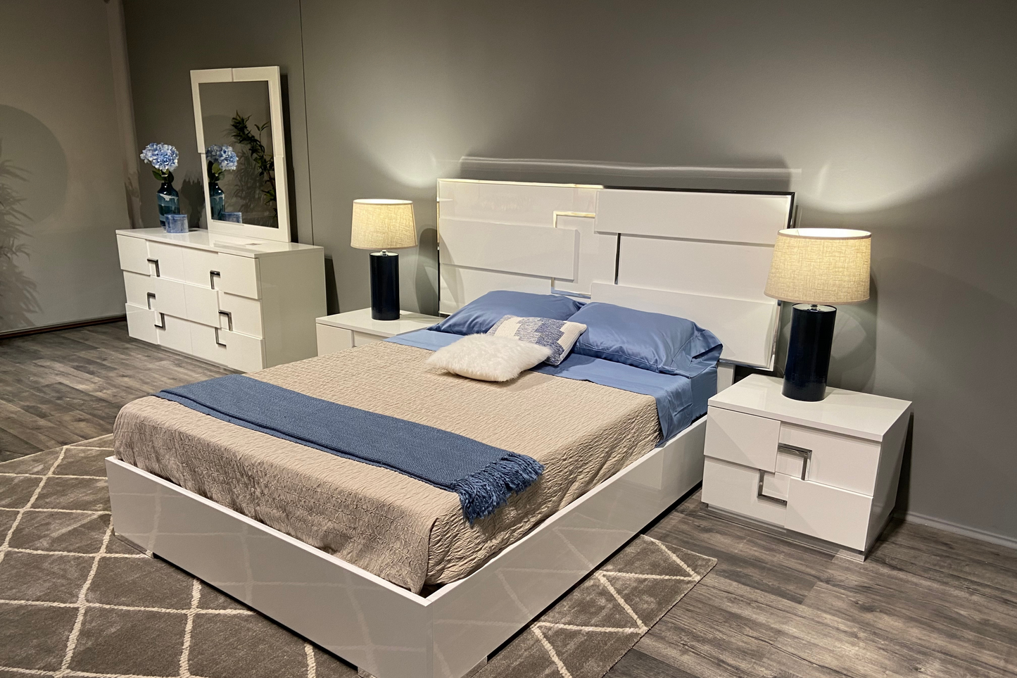 Infinity Premium Bedroom Bed SKU: 17441