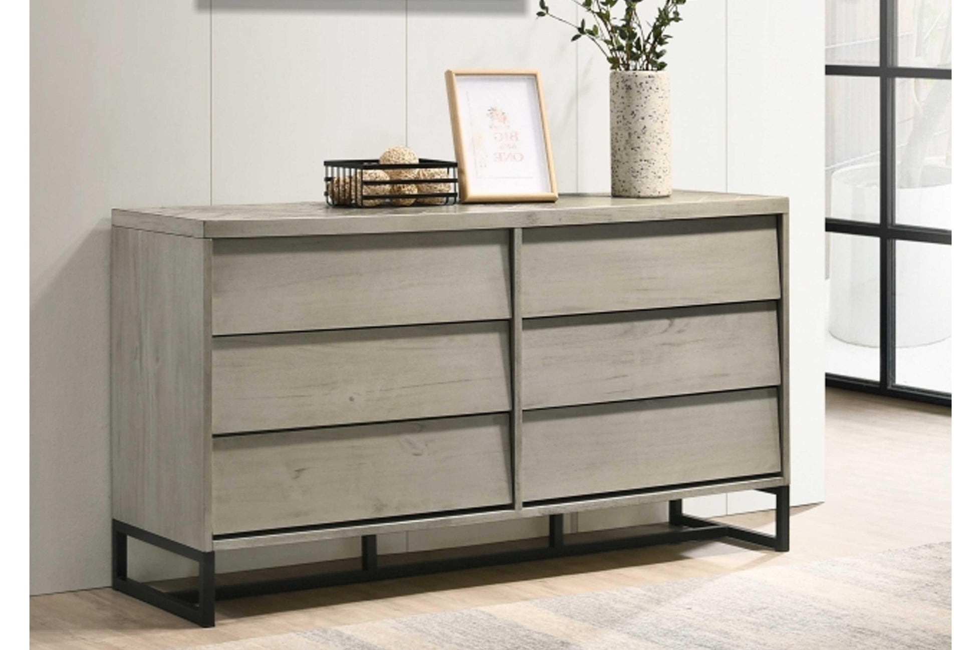Duomo Wood Dresser model 555 - Venini Furniture 