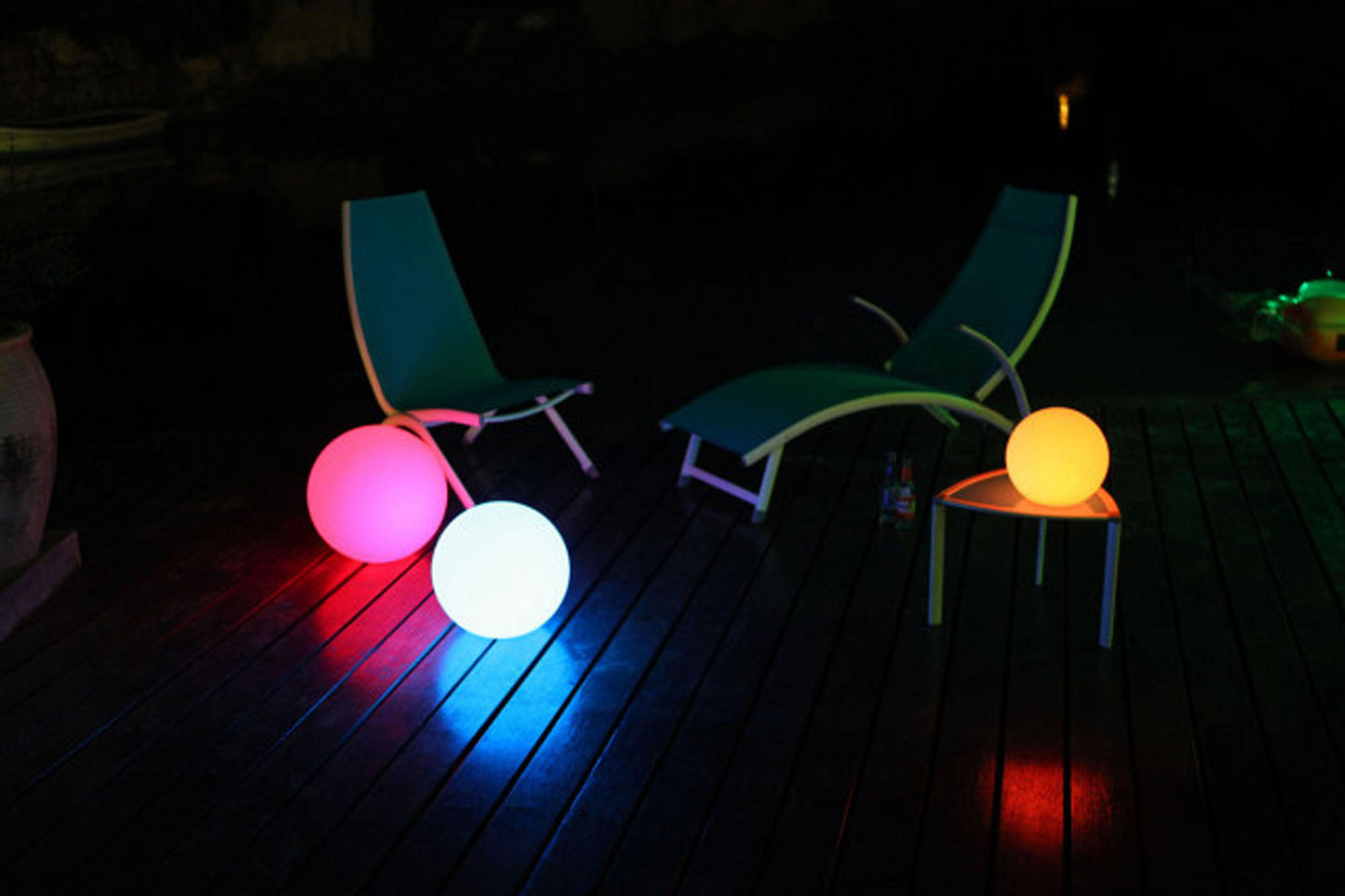 LED 12" Ball Lamp - Venini Furniture 
